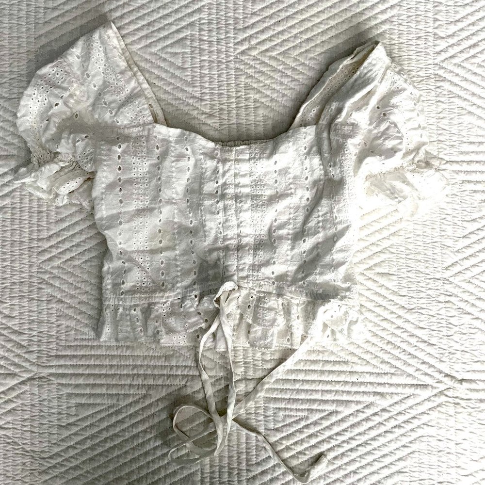 Dainty White Cropped Shirt